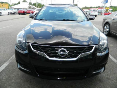 2010 Nissan Altima  2.5 S