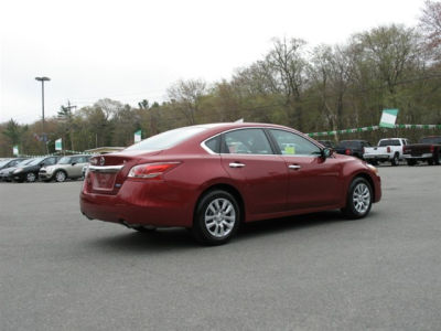 2013 Nissan Altima  2.5 S