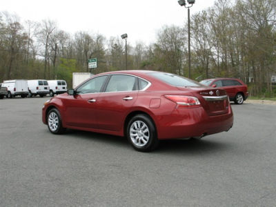 2013 Nissan Altima  2.5 S