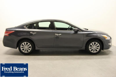 2013 Nissan Altima  2.5