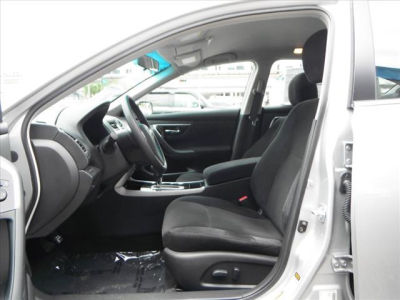 2013 Nissan Altima  SV