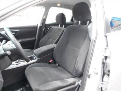 2013 Nissan Altima  SV