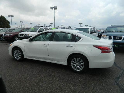 2013 Nissan Altima  S