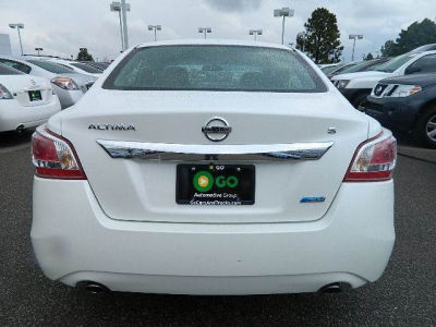 2013 Nissan Altima  S