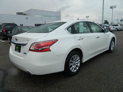 2013 Nissan Altima  S