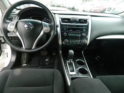 2013 Nissan Altima  S