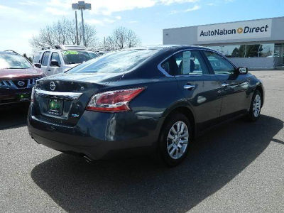 2013 Nissan Altima  2.5 S