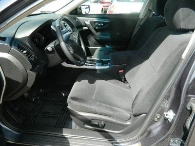 2013 Nissan Altima  2.5 S