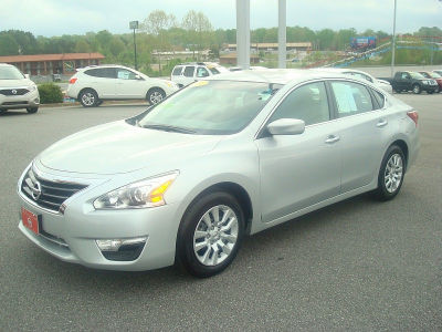 2013 Nissan Altima  S