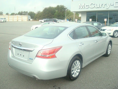 2013 Nissan Altima  S