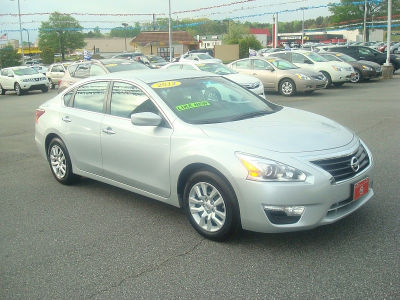 2013 Nissan Altima  S