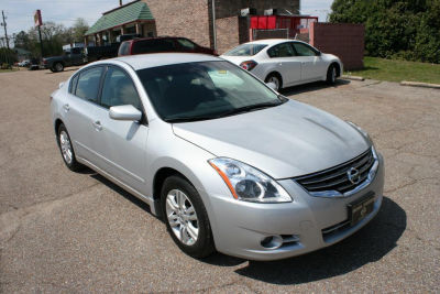 2012 Nissan Altima  2.5 S