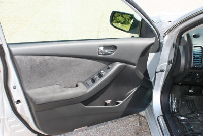 2012 Nissan Altima  2.5 S