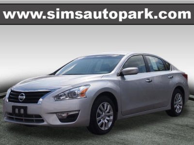 2013 Nissan Altima  2.5 S