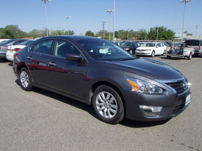 2013 Nissan Altima  2.5 S