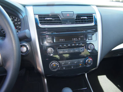 2013 Nissan Altima  2.5 S