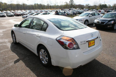 2012 Nissan Altima  2.5 S