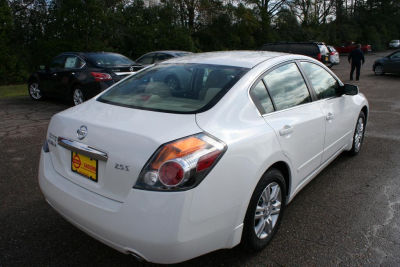 2012 Nissan Altima  2.5 S