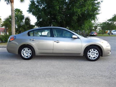 2012 Nissan Altima  2.5 S