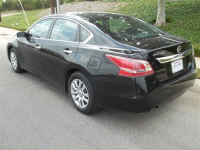 2013 Nissan Altima  4DR SDN I4 CVT 2.