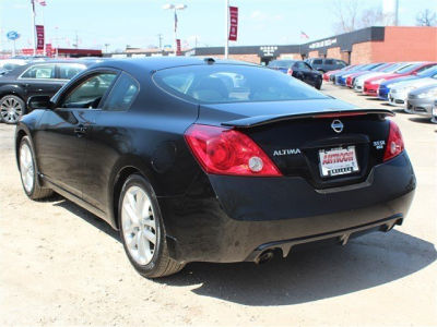 2011 Nissan Altima  3.5 SR
