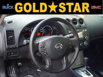 2010 Nissan Altima  2.5 S