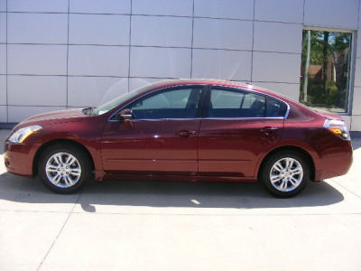 2010 Nissan Altima  2.5 SL