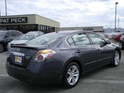 2012 Nissan Altima  3.5 SR