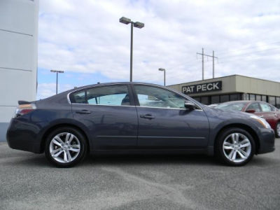 2012 Nissan Altima  3.5 SR