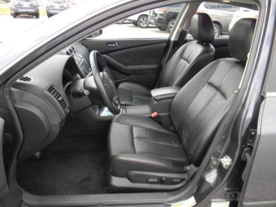 2012 Nissan Altima  3.5 SR