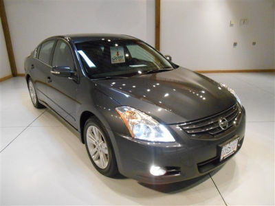 2011 Nissan Altima  3.5 SR