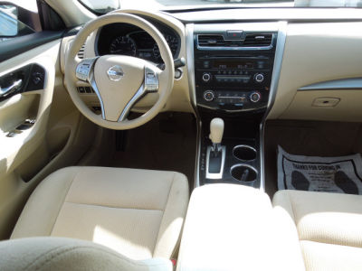 2013 Nissan Altima  2.5 S