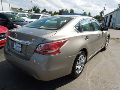 2013 Nissan Altima  2.5 S