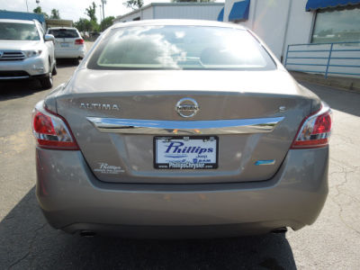 2013 Nissan Altima  2.5 S