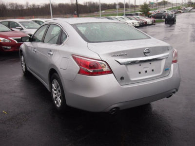 2013 Nissan Altima  2.5 S