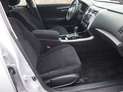2013 Nissan Altima  2.5 S