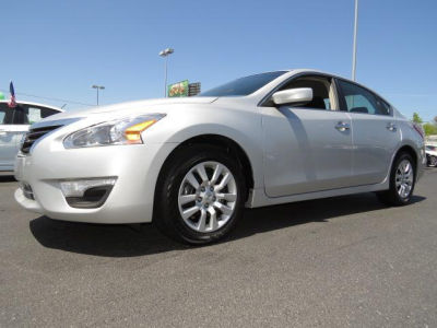 2013 Nissan Altima  2.5 SV