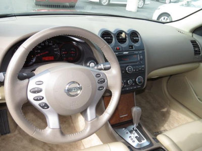 2009 Nissan Altima  2.5