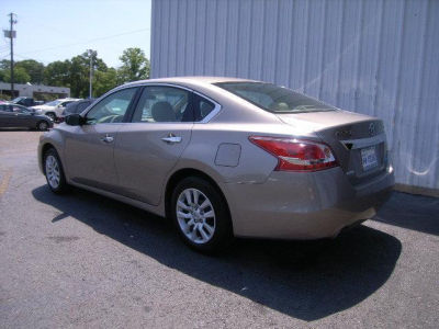 2013 Nissan Altima  S