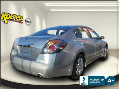 2010 Nissan Altima  2.5 SL