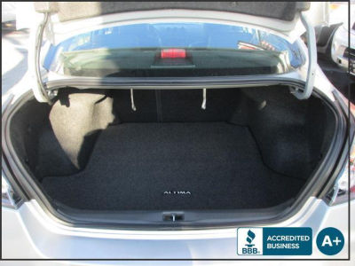 2010 Nissan Altima  2.5 SL