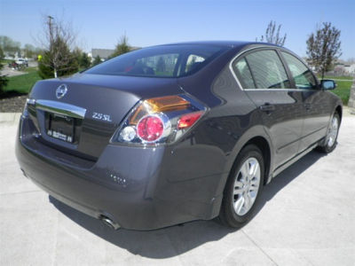 2010 Nissan Altima  2.5 SL