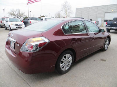 2010 Nissan Altima  2.5 SL