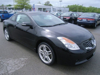 2008 Nissan Altima  3.5 SE