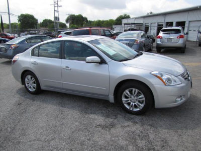 2010 Nissan Altima  2.5 S