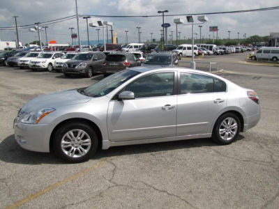 2010 Nissan Altima  2.5 S