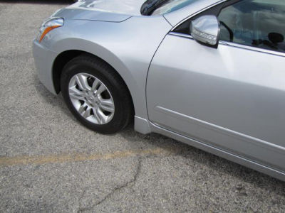 2010 Nissan Altima  2.5 S