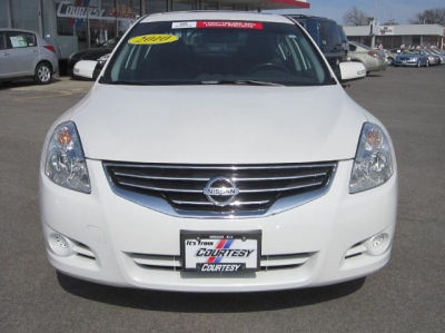2010 Nissan Altima  2.5 SL