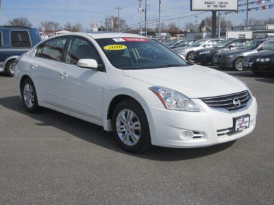2010 Nissan Altima  2.5 SL