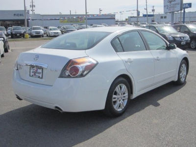 2010 Nissan Altima  2.5 SL